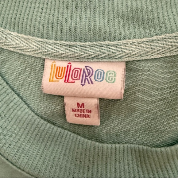 LuLaRoe Mint Green Top Live, Love, Woof Size Medium - Picture 5 of 6
